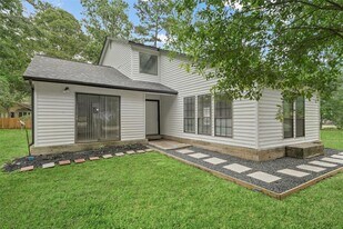 18009 Split Oak Cir in New Caney, TX - Building Photo