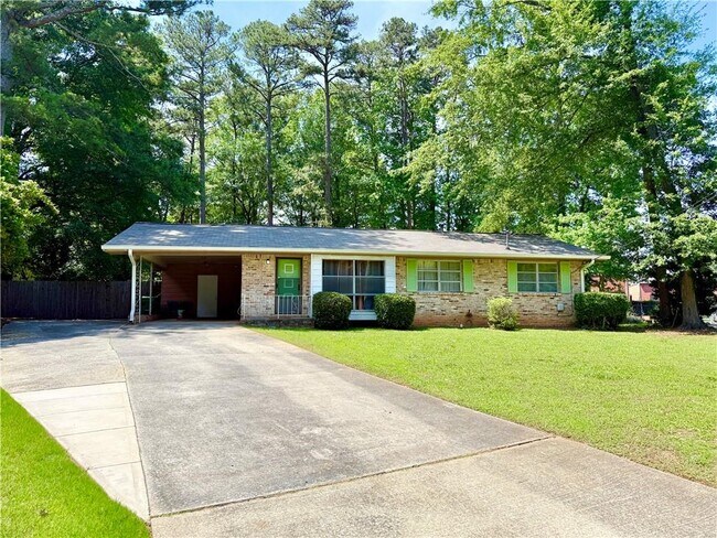 property at 3042 Hudson Ct