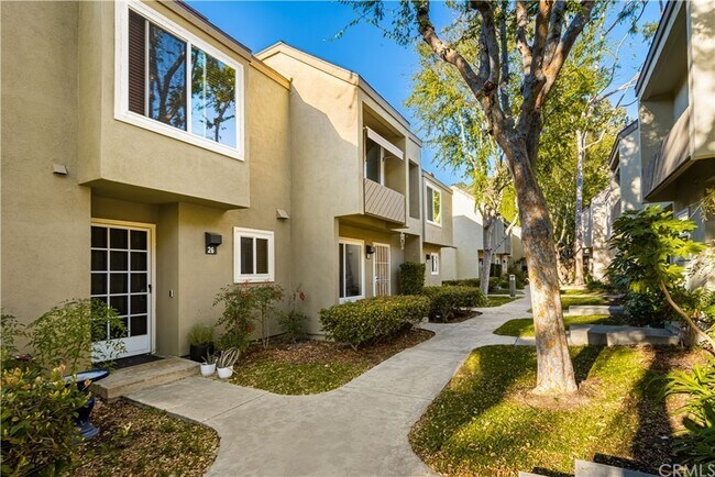 5749 E Creekside Ave in Orange, CA - Building Photo - Building Photo