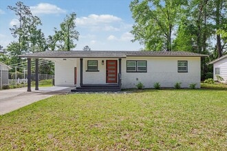 713 Stafford St in Tallahassee, FL - Building Photo - Building Photo