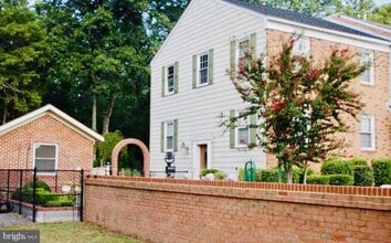 7458 Colton Ln in Manassas, VA - Building Photo - Building Photo