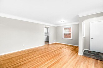 17302 Sumner in Redford, MI - Building Photo - Building Photo