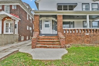 3234 Euclid Heights Blvd, Unit Lower in Cleveland Heights, OH - Building Photo - Building Photo