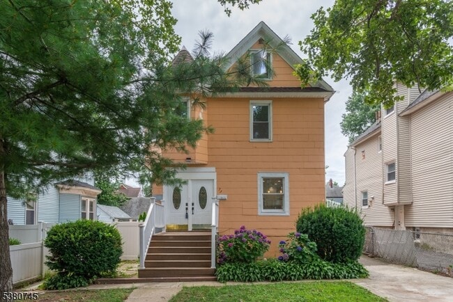 property at 73 Clinton Pl