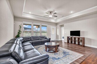 100 Janelle Ln in Liberty Hill, TX - Building Photo - Building Photo
