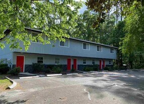 2430 NW 4th Terrace in Gainesville, FL - Building Photo