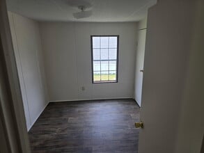 926 Hollywood Dr in Hinesville, GA - Building Photo - Building Photo