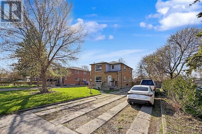 1769 Wavell St in London, ON - Building Photo - Building Photo