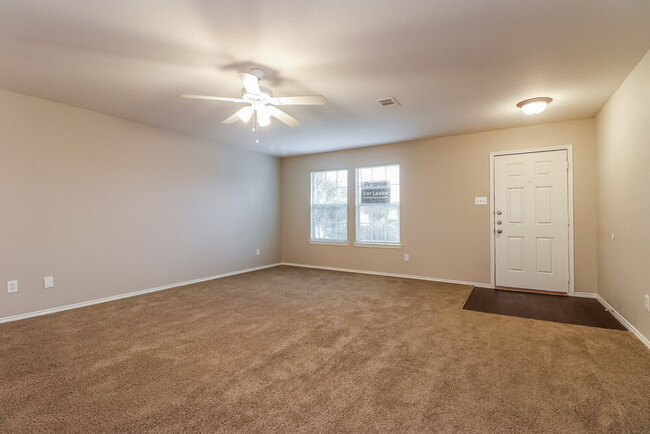 2545 Grand Gulf Rd in Fort Worth, TX - Building Photo - Building Photo