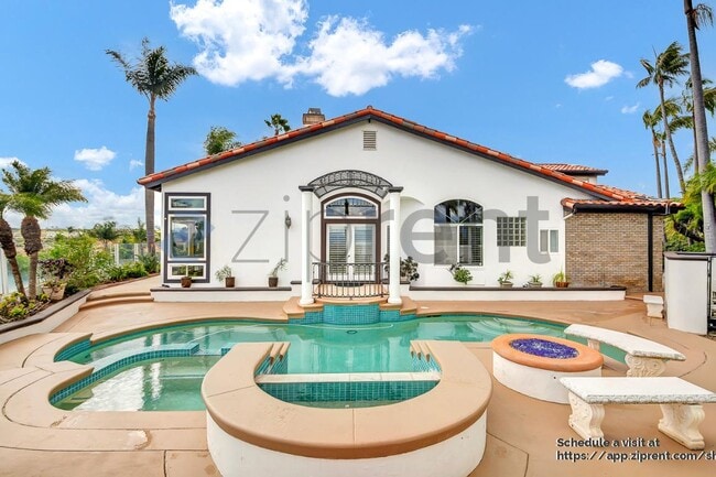 20 Sierra Vista in Laguna Niguel, CA - Building Photo - Building Photo