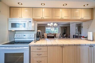 221 Waterside Dr in Hypoluxo, FL - Building Photo - Building Photo