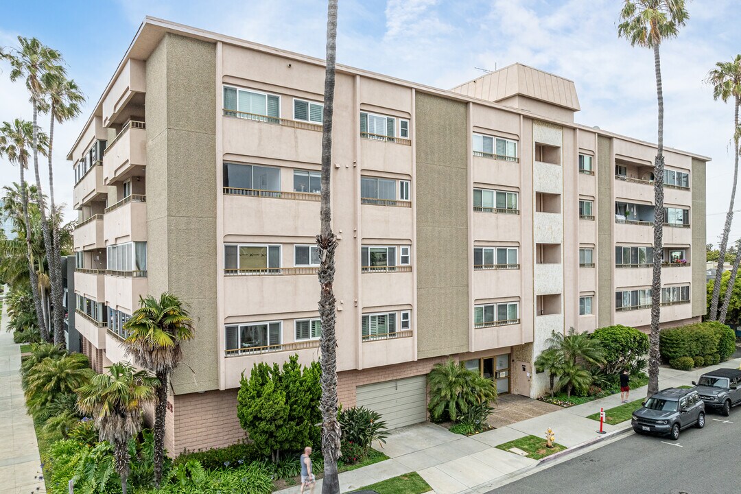 Ocean View Imperial in Long Beach, CA - Foto de edificio