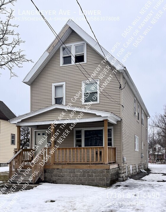 52 Langmeyer Ave in Buffalo, NY - Building Photo