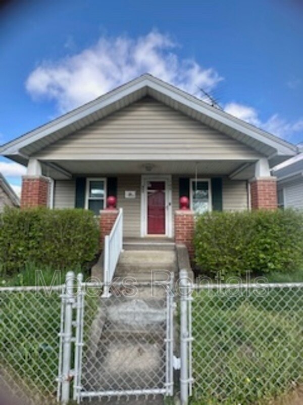 property at 709 Adams St