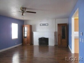 9987 M 50 in Onsted, MI - Foto de edificio - Building Photo