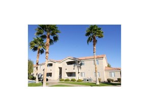 La Mirada in Yuma, AZ - Building Photo - Building Photo