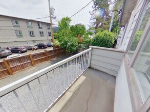 1825 University St in Eugene, OR - Building Photo - Building Photo