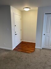 9520 Rainier Ave S, Unit 306 in Seattle, WA - Building Photo - Building Photo