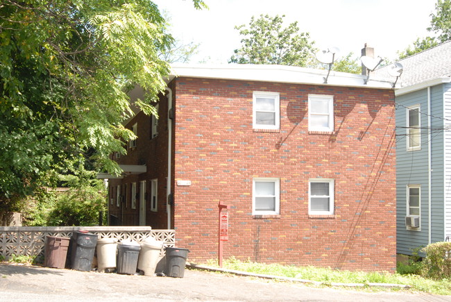 411 5th Ave in Paterson, NJ - Building Photo - Building Photo