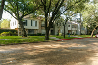 Georgetown Townhomes in Houston, TX - Foto de edificio - Building Photo