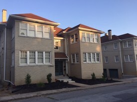 311 Park Dr, Unit 313 PARK DRIVE in Charleston, WV - Building Photo