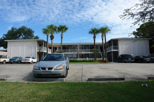 Westview Apartments in Venice, FL - Foto de edificio - Building Photo