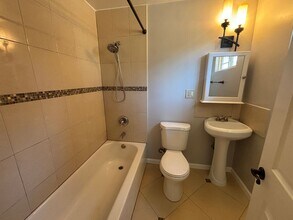 552 Summit Dr in Emerald Hills, CA - Building Photo - Building Photo