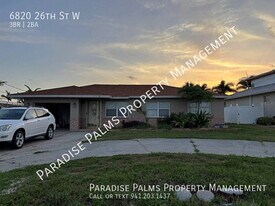 6820 26th St W in Bradenton, FL - Building Photo