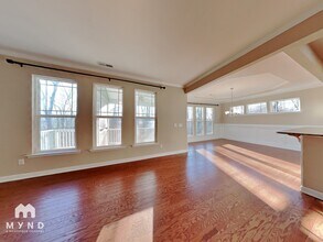 24 Cedar Grove Ct in Clayton, NC - Foto de edificio - Building Photo