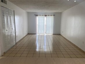 1337 NW 1st St in Miami, FL - Building Photo - Building Photo