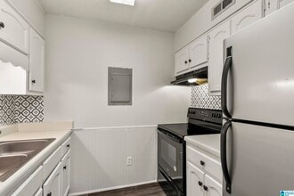 1813 Hackberry Ln in Tuscaloosa, AL - Building Photo - Building Photo