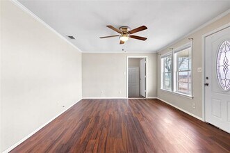 101 E Williams St in Bowie, TX - Building Photo - Building Photo