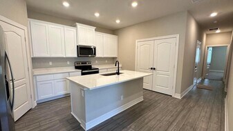 1724 Party Pl in Fort Pierce, FL - Building Photo