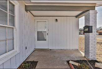 6611 Canton Ave in Lubbock, TX - Foto de edificio - Building Photo
