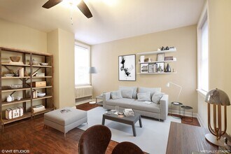 432 W Belmont Ave in Chicago, IL - Foto de edificio - Building Photo