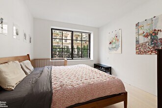 310 W 113th St in New York, NY - Building Photo - Building Photo