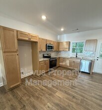 108 Crest Pointe S in Bremen, GA - Building Photo - Building Photo