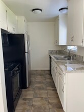 2345 Kansas Ave in Santa Monica, CA - Building Photo - Building Photo