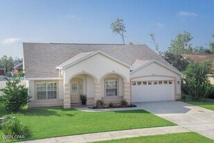 3225 E Azalea Ave in Panama City, FL - Building Photo