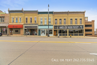 232 Main St in Racine, WI - Foto de edificio - Building Photo