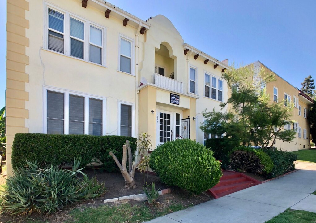 1851 Normandie Ave in Los Angeles, CA - Building Photo