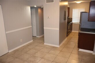 7609 Abbey Ln in Tampa, FL - Building Photo - Building Photo