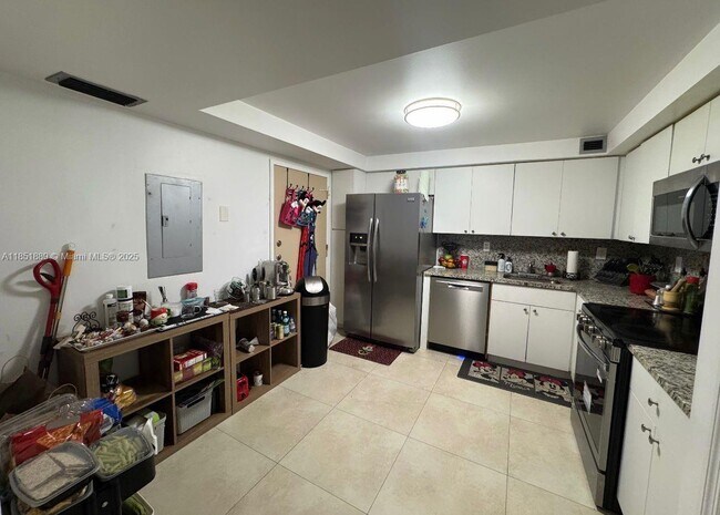 property at 7118 Bonita Dr