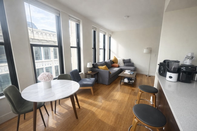 12 Winter St, Unit 1104 in Boston, MA - Foto de edificio - Building Photo