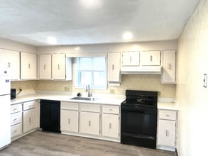 45 Merrimac St in Woburn, MA - Building Photo - Building Photo