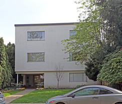 Noraleen in Vancouver, BC - Building Photo