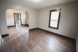 231-233 S Pearl St in Albert Lea, MN - Building Photo - Building Photo