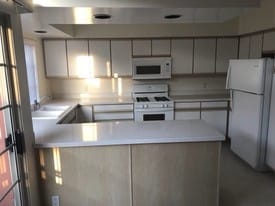 615 N Hayworth Ave Apartments