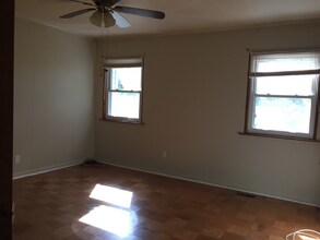 570 Jamestown Ct in Edgewood, MD - Building Photo - Building Photo