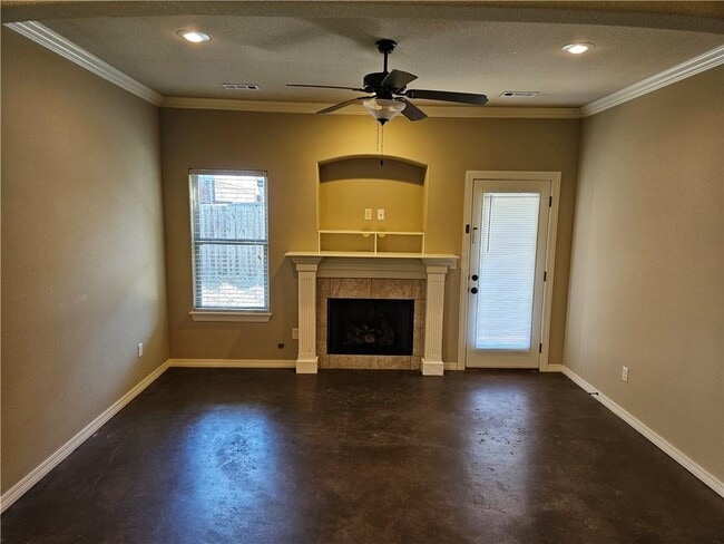 2652 N Valencia Ave in Fayetteville, AR - Building Photo - Building Photo